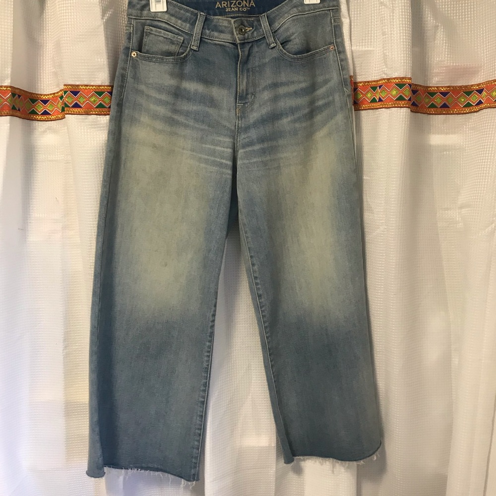 Arizona Jean co wide leg cropped jeans size 9